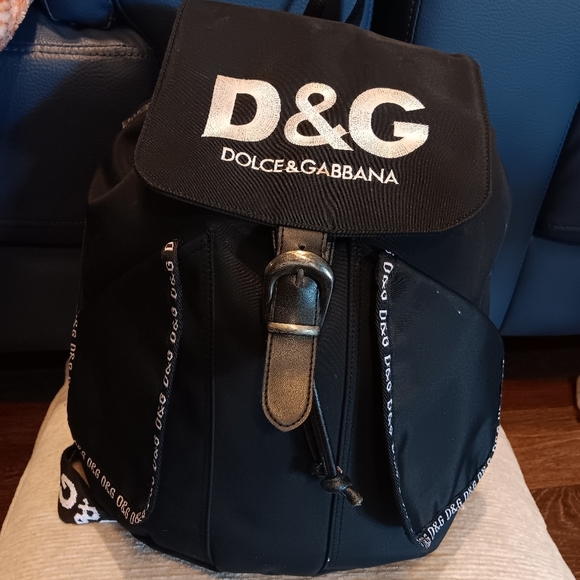 Dolce & Gabbana Black Backpack Nylon Unisex Very Good Condition - Picture 4 of 9